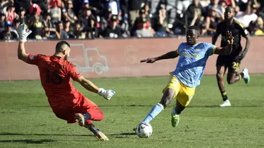 Maxime Crépeau, portero canadiense de 28 años. | Foto: AFP/Video: Espn