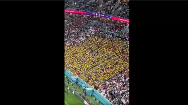 &quot;¡Queremos cerveza!&quot;: El pedido de los hinchas ecuatorianos en Qatar 2022 | Video: Latina