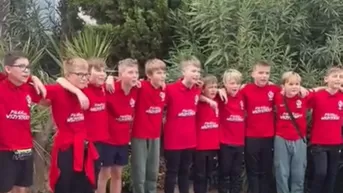  “Te saluda Polonia entera”: Niños polacos felicitan a Lewandowski tras obtener la Bota de Oro 